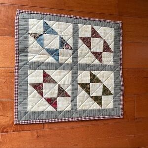Handmade Patchwork Quilt in Cream with Multicolor Stars